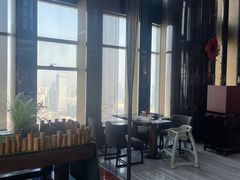 -唐拉雅秀酒店-西锦汇空中BBQ·思创餐厅