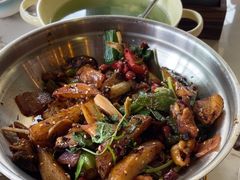 -春天里餐厅·云南创意菜特色美食(束河店)