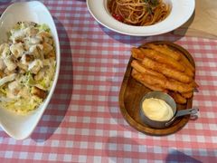 -百好乐宠物友好餐厅(朝外大街店)