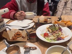 -必胜客(WOW象山涌金广场店)