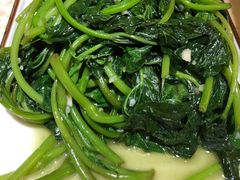 蒜蓉地瓜叶-琼大师东方烤乳猪(亚特兰蒂斯店)