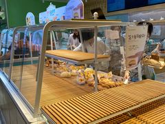 面包甜点陈列柜-爱达乐面包生日蛋糕(温江新尚天地店)