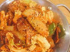 鱿鱼炒五花肉-富乐满韩国正宗炸鸡韩国料理(虹泉路店)