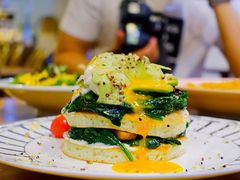 牛油果蘑菇菠菜水波蛋-AFS Cafe & Canteen(闽江二路店)