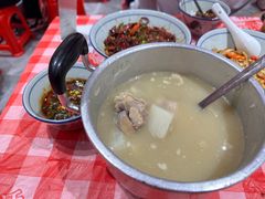 -荆九爷爆炒桥头三嫩(夫子庙店)