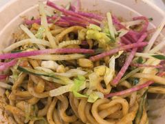 -黑八私房老北京炸酱面