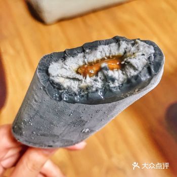 大家都说是北上广 江浙沪的全家才有 六块钱一个