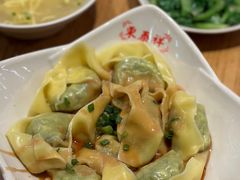 芝麻酱拌荠菜鲜肉馄饨-东泰祥生煎馆(重庆北路店)