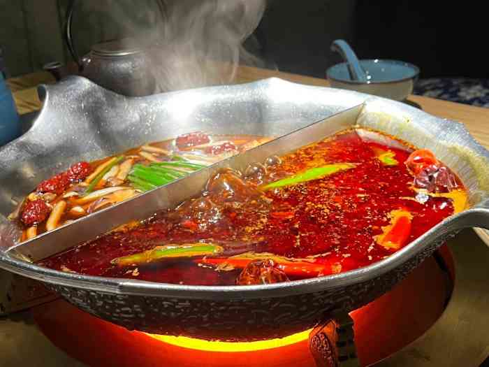 凑凑火锅·茶憩(太原万象城店)-"哈哈哈哈哈,没上菜之前想着拍美美的