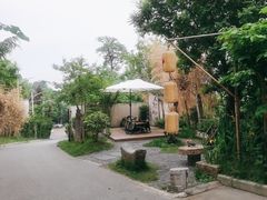 -悟空山宿陨石私汤温泉酒店(神舟大道地铁站店)