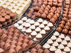 -Laderach 莱德拉(上海环贸iapm店)