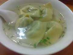 汤馄饨-潘国仙耳光馄饨(黄家阙路店)
