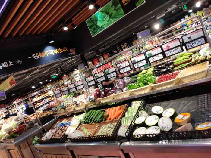 爱客天天(冠亚南门店"爱客多超市开了好多家,便捷超市爱客天天也.