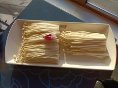 -名都晓荷塘主题火锅(海城街店)