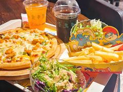 -蓝精灵乐园·世茂精灵之城主题乐园