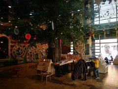 -钟书阁(松江泰晤士小镇店)