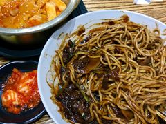 -吴草鸡爪오초닭발韩食堂(融恒盈嘉中心店)