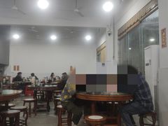 -容里煲仔饭(利丰北路店)