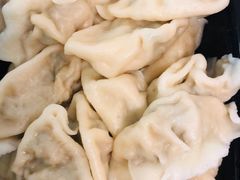 -东来菜馆•手抓海鲜家常菜•海鲜锅贴(鸽子窝店)