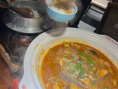 -魏铭鱼头捞饭(晋阳路店)