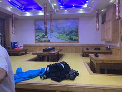 -啊美丽炭火烤肉(滑翔一店)