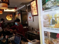 -佬钱湾仔(衣裳街店)