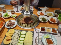 -唯成•韩国炭火烤肉 유성고기