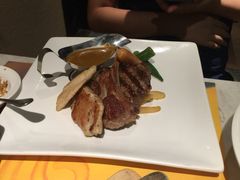 -绿茵阁(体育西分店)