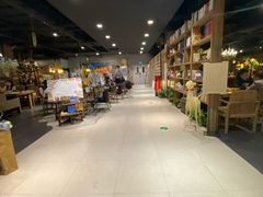 -魔方城市书房(中街益田店)