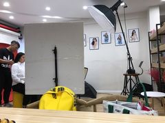 -花儿照相馆·最美证件照(红旗街万达店)
