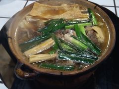 小锅牛肉-小板凳(四公里店)