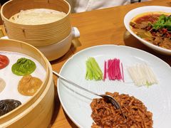 京酱肉丝-乐忻皇朝(上海中心大厦店)