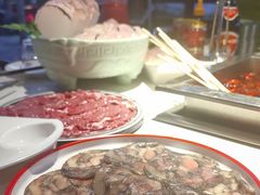 -二荆条·蜀鲜汇城市森林火锅