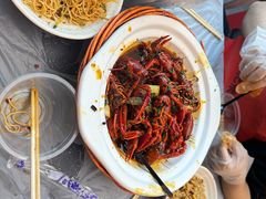 -肥肥虾庄·金牌油焖大虾(东湖欢乐谷店)