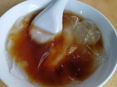 红糖冰粉-好吃狗凉糕总店