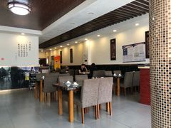 大堂-桃园中华料理炸酱面(燕儿岛路店)