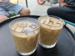 -Be Lived Cafe比例咖啡(摩天轮店)
