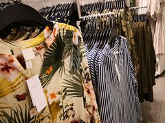 -H&M(天一广场店)