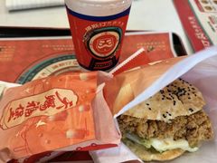 -塔斯汀中国汉堡(白云京溪地铁站店)