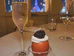 鸡蛋鱼子酱-Jean Georges