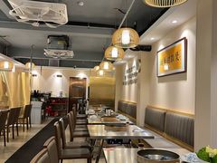 大堂-胡须佬鸡煲四季火锅店(石厦西村直营店)