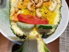 菠萝海鲜炒饭-mango tree芒果树泰国餐厅(青岛万象城店)