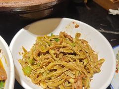 -老灶房-四川土菜(铁牛广场店)