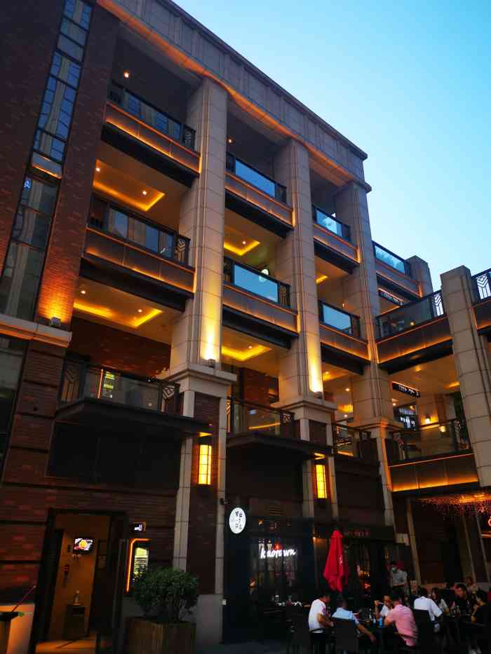 海汇港-"位于郑东新区海马海汇中心是一个让人心心念.