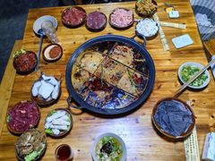 -正南齊北重庆老火锅(光华村直营店)