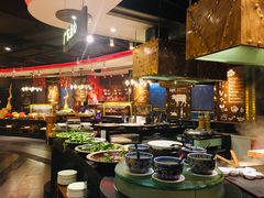 自助取餐区-四海一家自助餐(益田假日广场店)