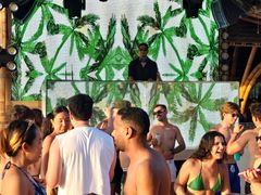 -FINNS Beach Club