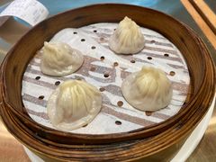 土猪鲜肉小笼包-龍堂蟹黄小笼包(德思勤四季汇店)
