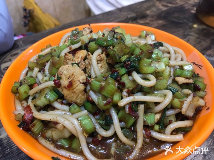 玲玲米粉·新疆现炒米粉(大十字总店)图片