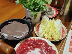 -沸炉重庆老火锅(军事博物馆店)